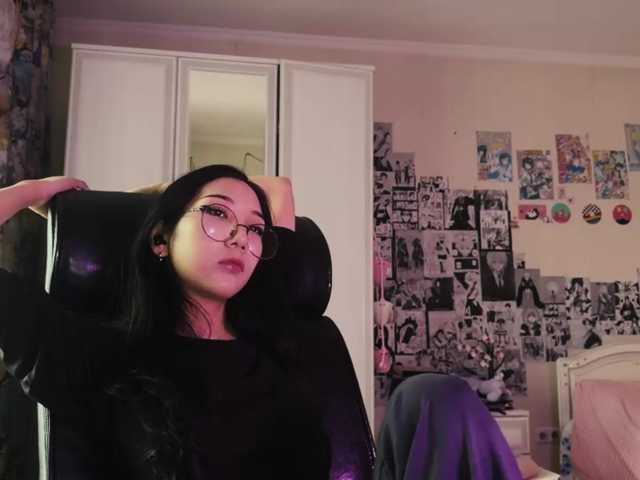 GlennaVandermeulen live cam on BongaCams
