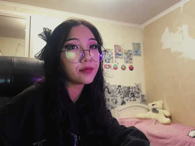 GlennaVandermeulen live cam on BongaCams