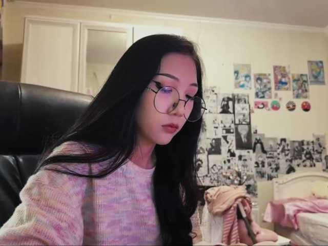 GlennaVandermeulen live cam on BongaCams