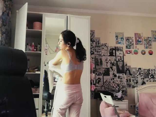 GlennaVandermeulen live cam on BongaCams