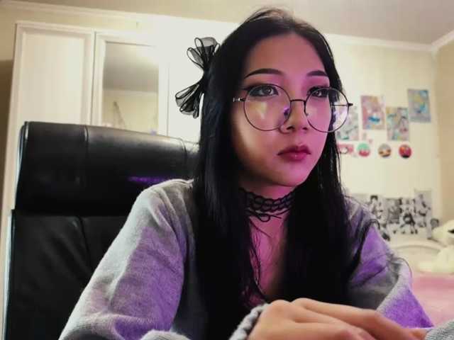 GlennaVandermeulen live cam on BongaCams