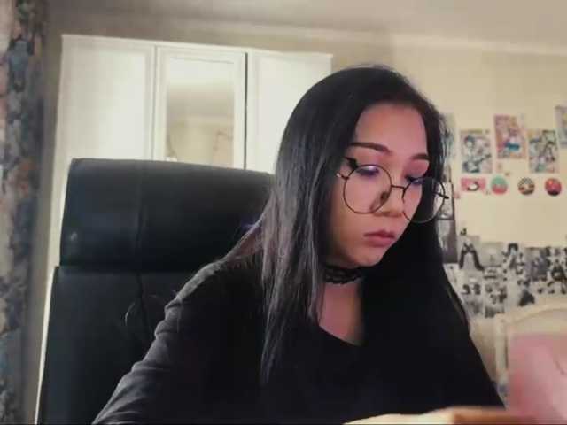 GlennaVandermeulen live cam on BongaCams