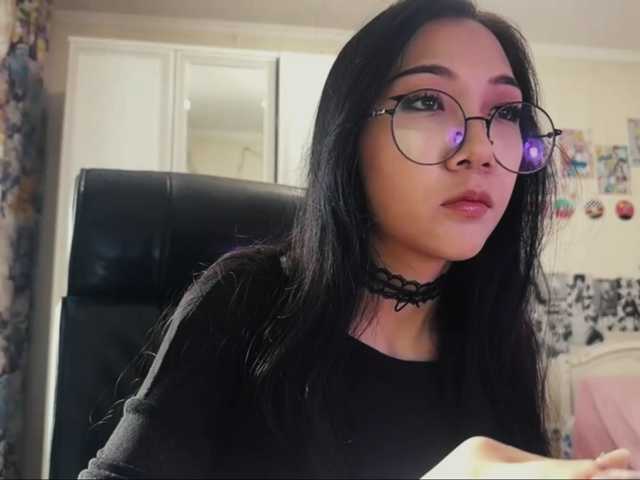 GlennaVandermeulen live cam on BongaCams