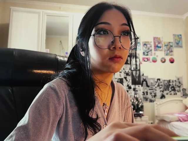 GlennaVandermeulen live cam on BongaCams