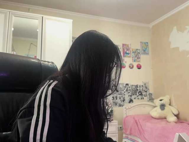 GlennaVandermeulen, en directo ahora en BongaCams