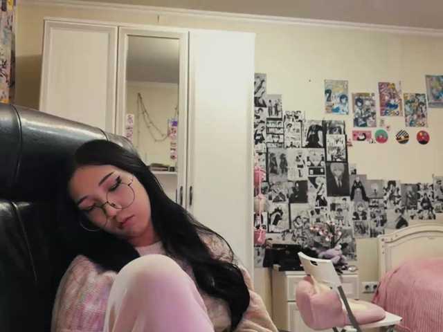 GlennaVandermeulen live cam on BongaCams