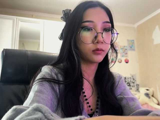 GlennaVandermeulen live cam on BongaCams