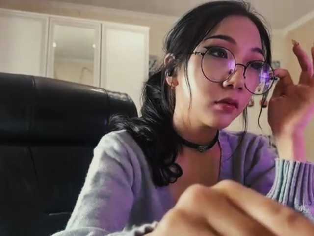 GlennaVandermeulen live cam on BongaCams