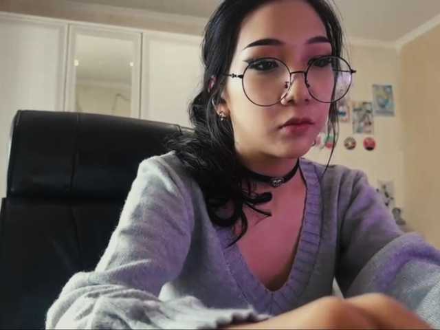 GlennaVandermeulen live cam on BongaCams