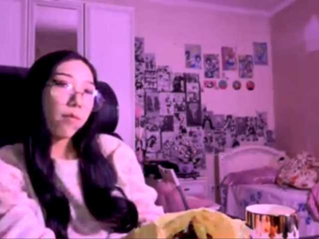 GlennaVandermeulen live cam on BongaCams