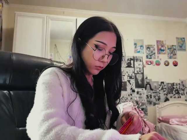 GlennaVandermeulen live cam on BongaCams