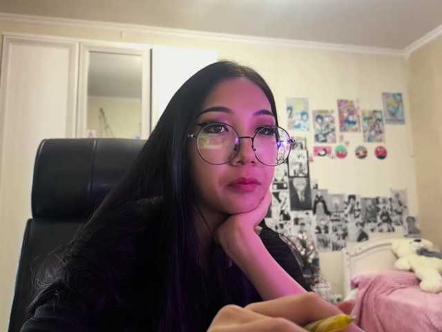 GlennaVandermeulen live cam on BongaCams