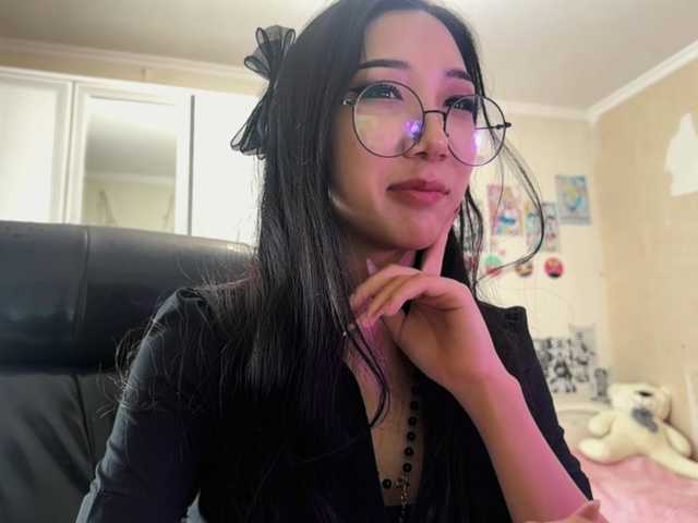 GlennaVandermeulen live cam on BongaCams