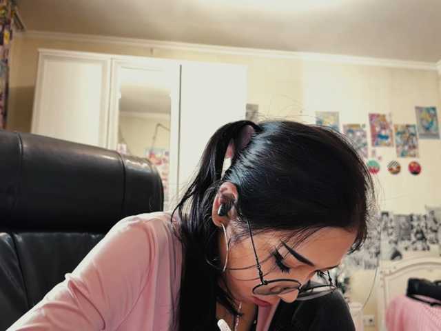 GlennaVandermeulen, en directo ahora en BongaCams
