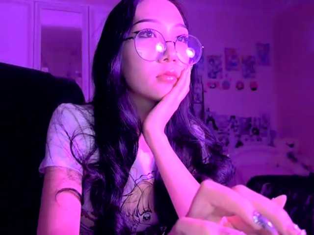 GlennaVandermeulen live cam on BongaCams