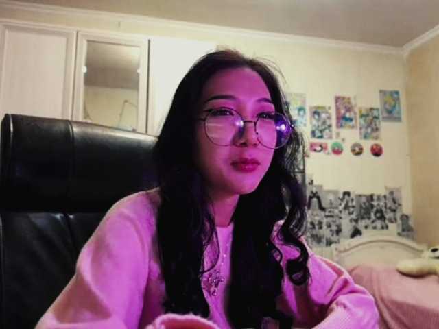 GlennaVandermeulen live cam on BongaCams