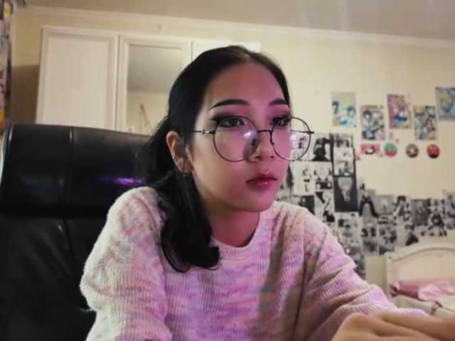 GlennaVandermeulen live cam on BongaCams