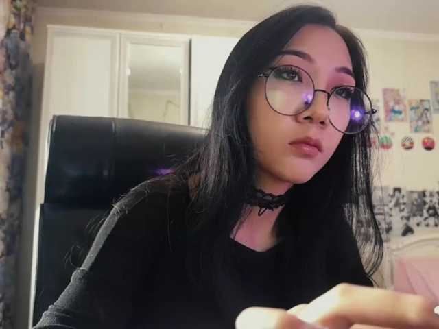 GlennaVandermeulen live cam on BongaCams