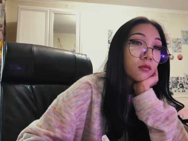 GlennaVandermeulen live cam on BongaCams