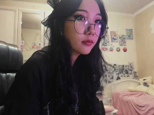 GlennaVandermeulen live cam on BongaCams