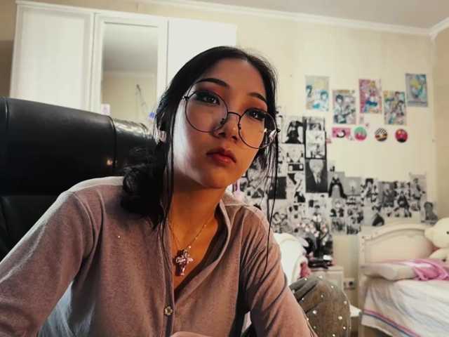 GlennaVandermeulen live cam on BongaCams