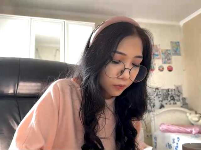 GlennaVandermeulen live cam on BongaCams