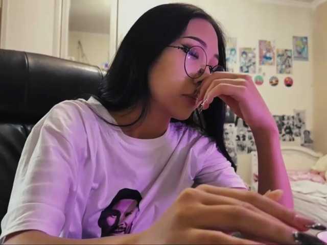 GlennaVandermeulen live cam on BongaCams