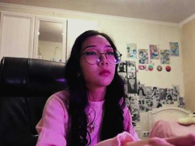 GlennaVandermeulen live cam on BongaCams