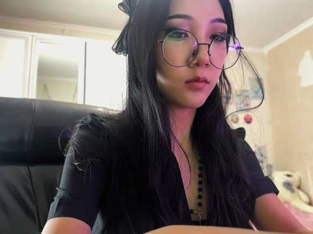 GlennaVandermeulen live cam on BongaCams