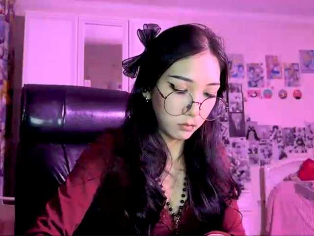 GlennaVandermeulen live cam on BongaCams