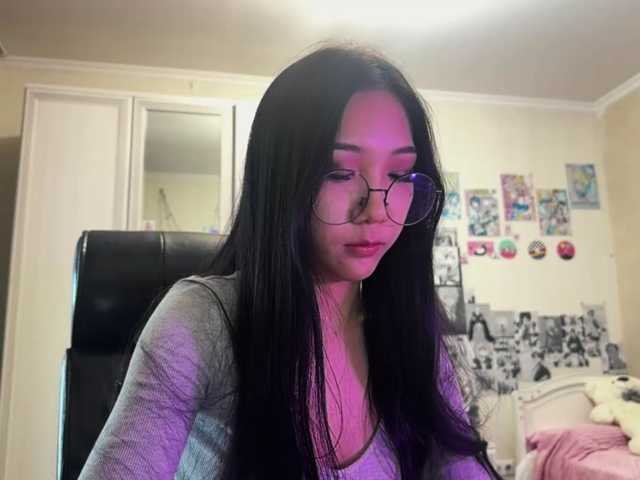 GlennaVandermeulen live cam on BongaCams