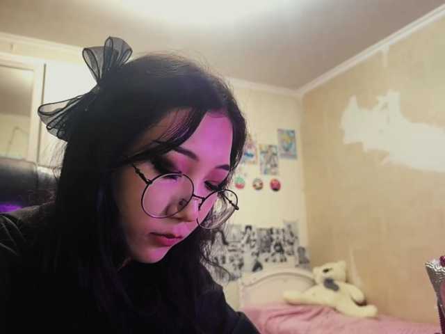 GlennaVandermeulen live cam on BongaCams