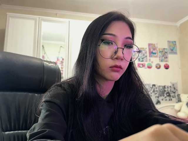 GlennaVandermeulen live cam on BongaCams