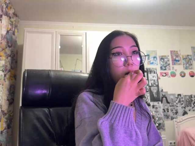GlennaVandermeulen live cam on BongaCams