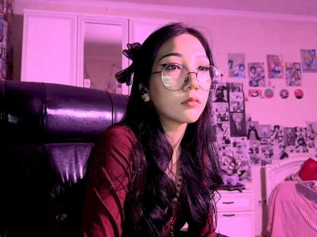 GlennaVandermeulen live cam on BongaCams