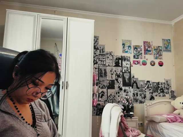 GlennaVandermeulen live cam on BongaCams