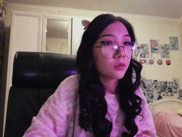 GlennaVandermeulen live cam on BongaCams
