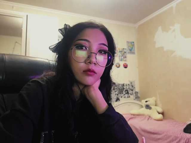 GlennaVandermeulen live cam on BongaCams