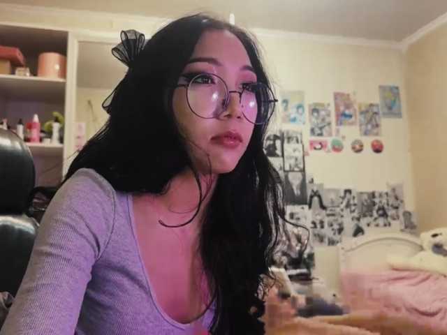 GlennaVandermeulen live cam on BongaCams