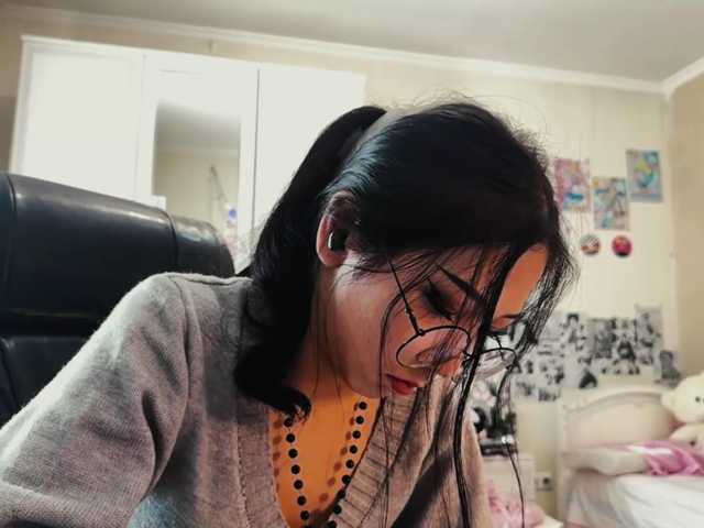 GlennaVandermeulen live cam on BongaCams