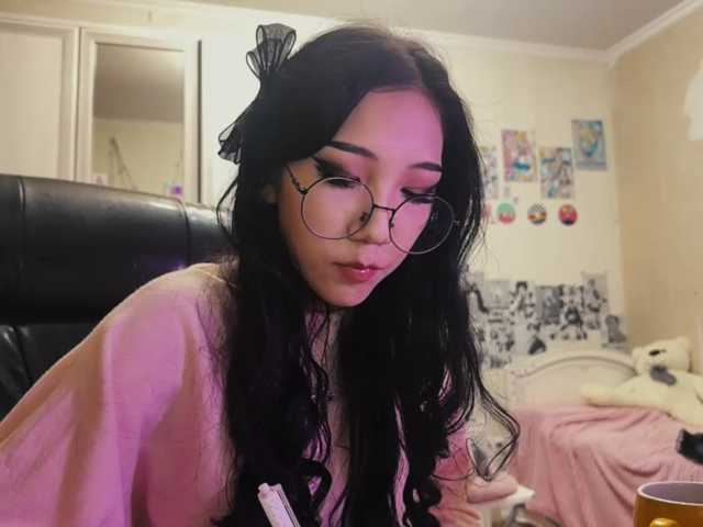 GlennaVandermeulen live cam on BongaCams