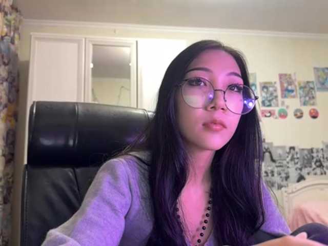 GlennaVandermeulen live cam on BongaCams