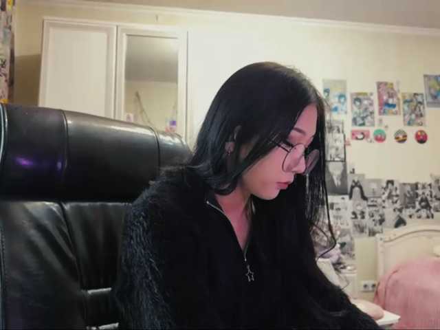 GlennaVandermeulen live cam on BongaCams