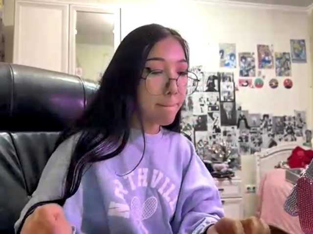 GlennaVandermeulen live cam on BongaCams
