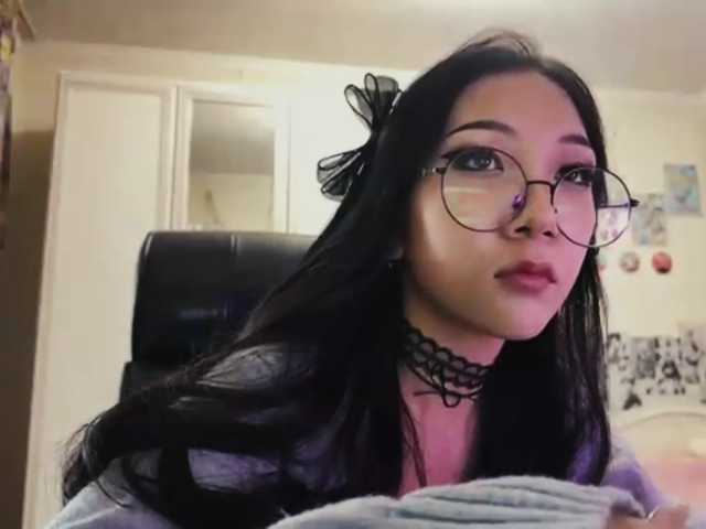 GlennaVandermeulen live cam on BongaCams