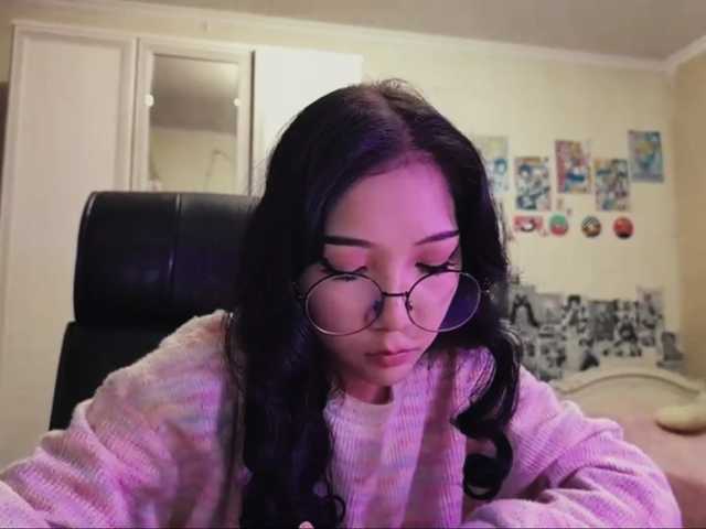 GlennaVandermeulen live cam on BongaCams