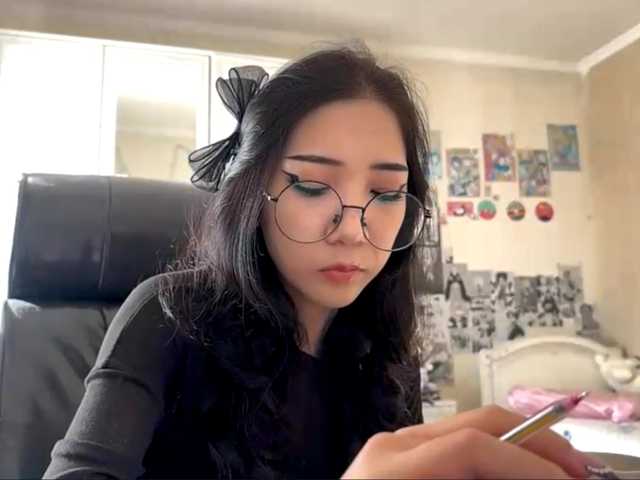 GlennaVandermeulen live cam on BongaCams