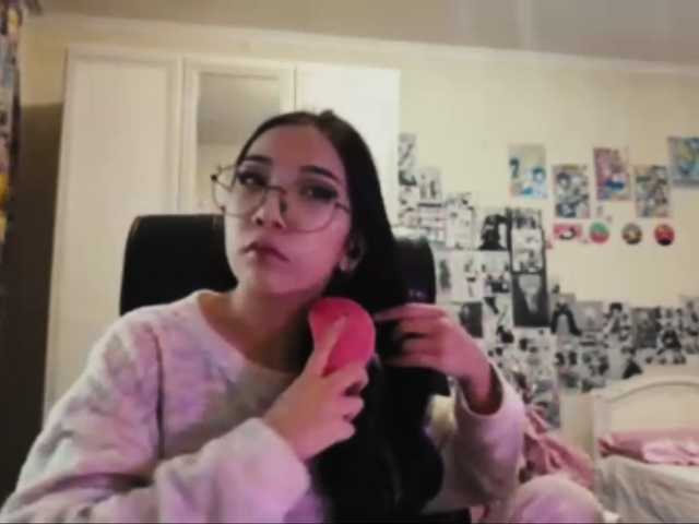 GlennaVandermeulen live cam on BongaCams
