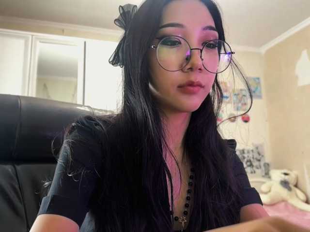 GlennaVandermeulen live cam on BongaCams
