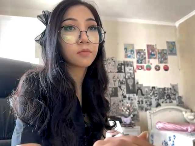 GlennaVandermeulen live cam on BongaCams